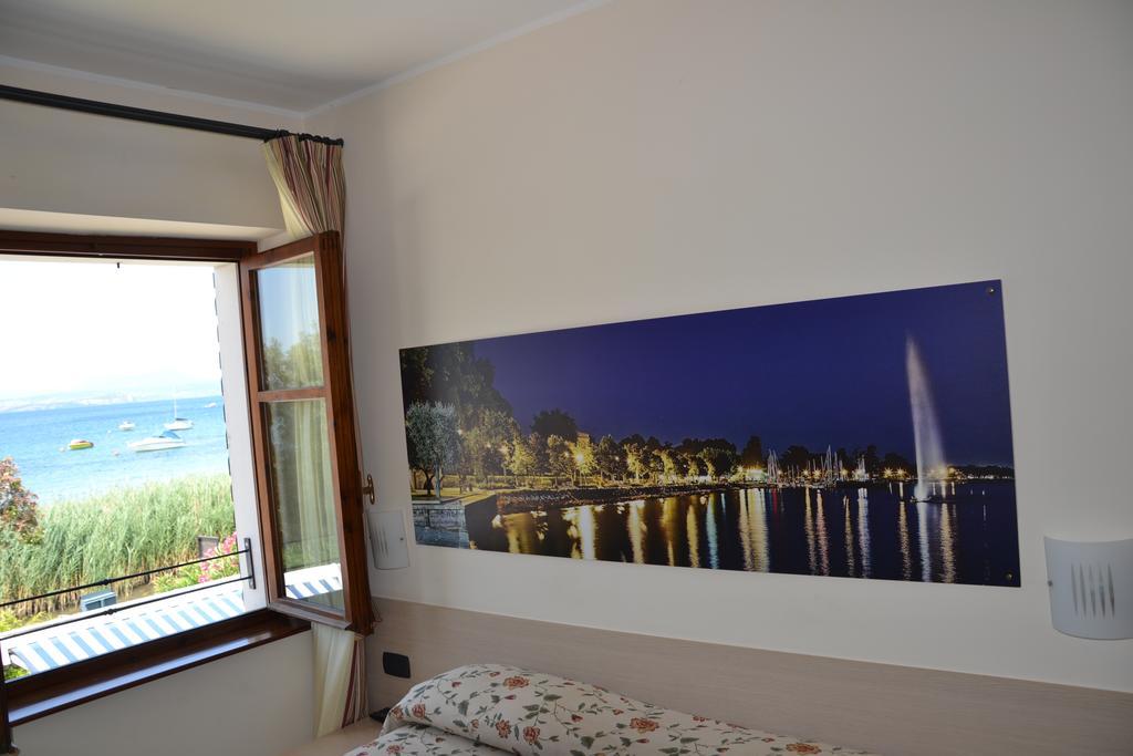 Locanda Le Palafitte Bardolino Ruang foto